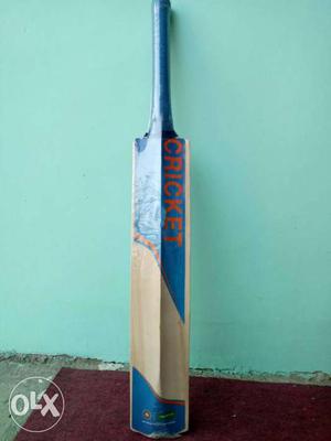 Brand new untouched bat OPPO official sponser of