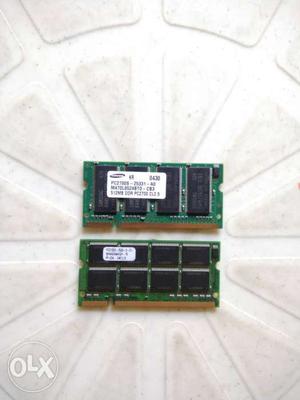 DDR ram one samsung 512 mb and other 512 mb ibm