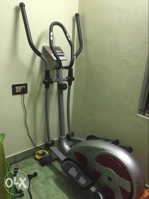 Elliptical cycle less used and perfect condition