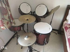 Filbert 5 drums set with stool 2 years old good