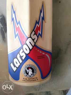 Full leather larsons orignal cricket bat unused