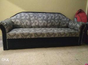 Grey And Black Sofa 5 seater Only 2 month old,,new condition