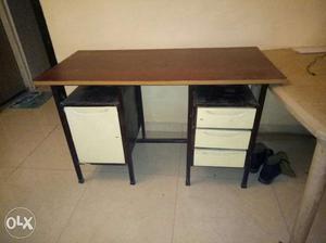 Office table for sell if anyone intrested plz