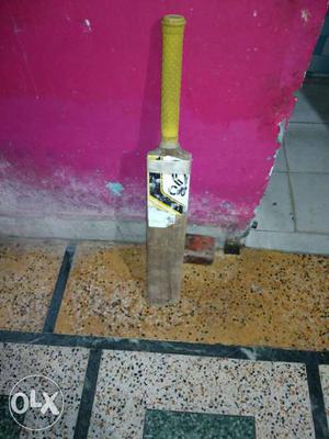 Original Kookaburra bat.With new Grip.. For leather and