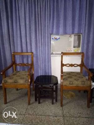 Set of two wooden chairs in excellent condition.