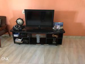 TV Stand - 3 years old - /-