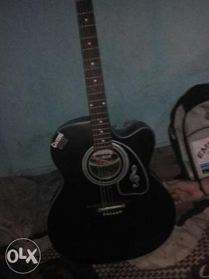 This is a new guitar of 3-4 month