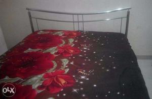 Urgent sale of King size pure steel bed,size 5/7,awesome