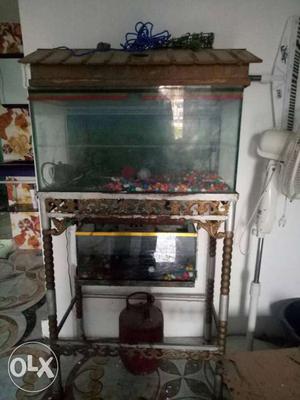 Aquarium with stand without fish