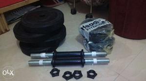 Black-and-gray Adjustable Dumbbell Set