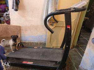 Black manual Treadmill