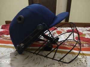 Cricket helmets for sale. Minimum order of 20