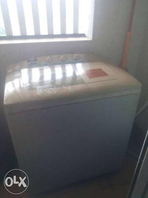 Fully automatic LG washing machine in good
