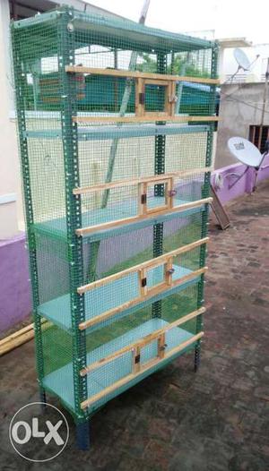 Green Muscle Framed Pet Cage