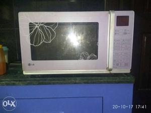 LG Micro oven conventional 30 litres