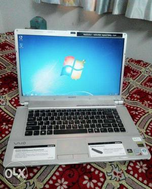 SONY LAPTOP/Cor2duo/3gb/500 gb