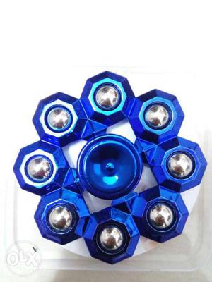 Smash blue spinner. (fresh item)