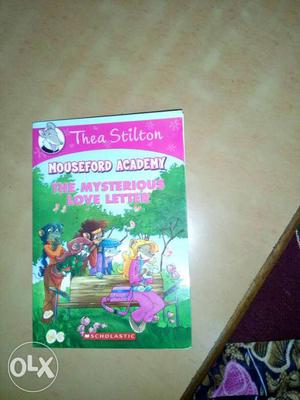 Thea Stilton Mouseford Academy Book