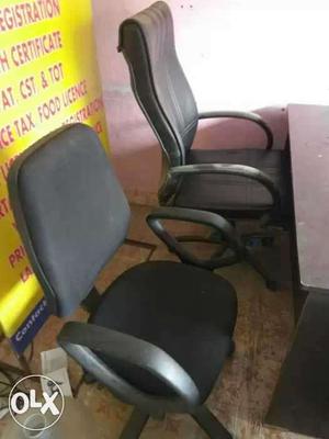1 Boss chair