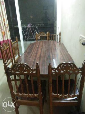 6 chair wooden dinning table in good condition