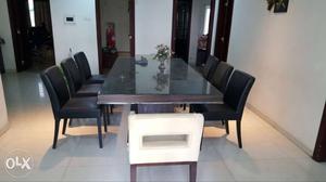 8 seater dining table almost new