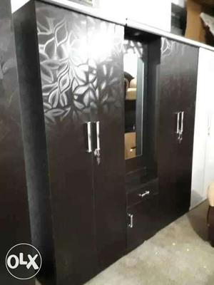BRAND NEW 5 Door Wooden Wardrobe available at low cost
