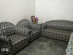 Black And Gray Patterned 3-piece Sofa Set