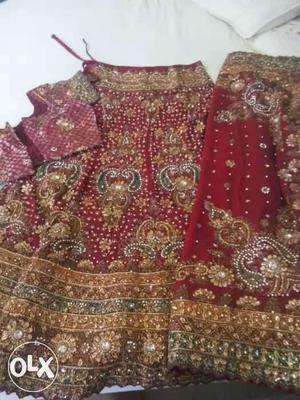 Bridal lehnga in a very good condition.. only