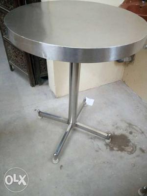 Hotel standing dining table Steel