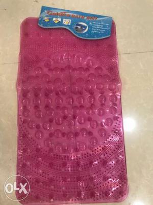 Impoted bath mat bought from dubai brand new