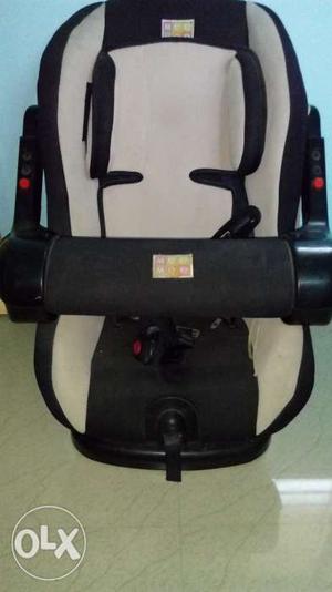 Kids Car seat from Mee Mee