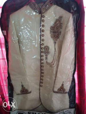 Men's Red And White Floral Sherwani Suit