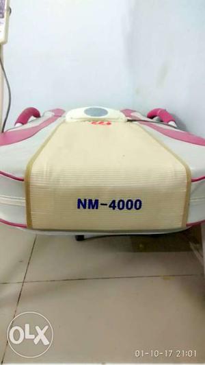 NUGA BEST therapy bed in excellent condition