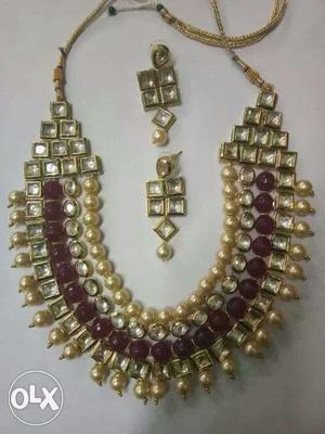 New kundan seet with earings very good dell msg me