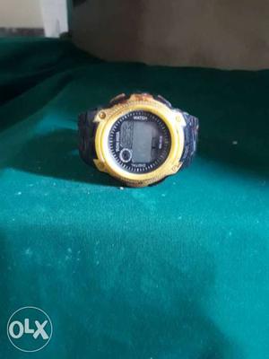 Round Yellow Digital Watch With Link Bracelet