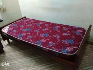 Single cot with duroflex bed