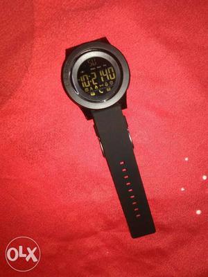 Skmei smart watch brand new