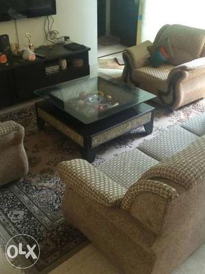 Sofa 3+1+1 with Centre table and carpet