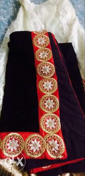 This is a very rich velvet designer dupatta and