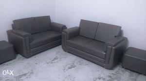 Very gud condition lather sofa