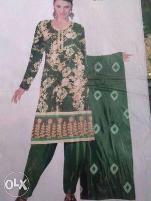 Women's Green And Beige Floral Salwar Kameez