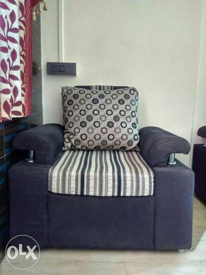 3+1+1 Black And White Fabric Sofa Chair With Throw Pillow