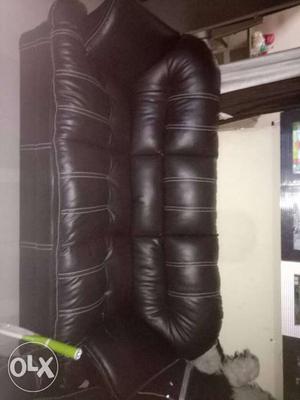 4 days used 3+2 black leather sofa for sale. It