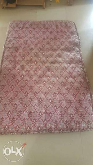 4x6 Cotton Rolling Matress with good condition