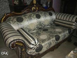 6months old maharaja heavy design sofa