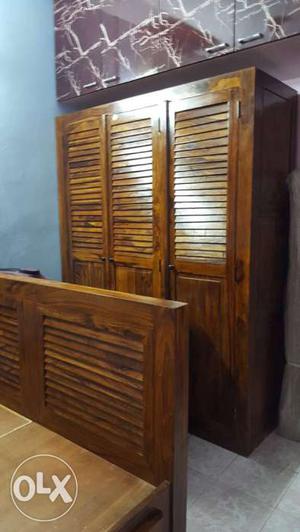 Bed and wardrobe for sale (original rose wood)