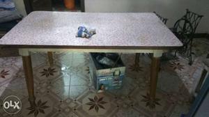Big size dining table in decent shape shifting