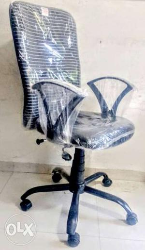 Chairs manufacturers Mumbai