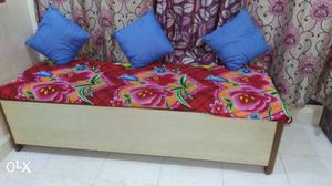 Diwan bed 6ft by 2ft, very strong with large