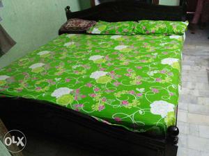 Green, White, And Pink Floral Bed Sheet Set